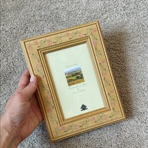 Primitive Floral Picture Frame - made in Italy 4 by 6